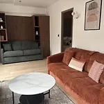 Bluestay 292 - Superbe Appartement A Paris 17